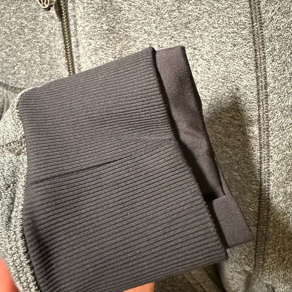 lululemon Après It All 2-in-1 Fleece Hooded Jacket Zip-Off Bottom – Size 10 - Picture 3 of 10